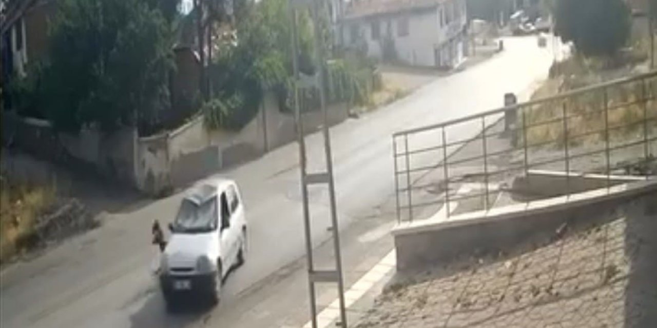 Film sahnelerini aratmayan kovalamaca: Polisten kaçarken iki aracın altında kaldı