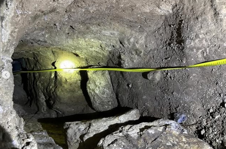 Kazdıkları tünelde suçüstü yakalandılar