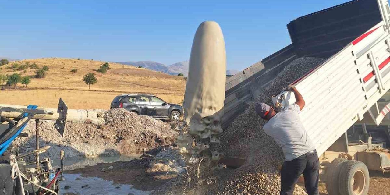 Şuhut’un Bozan Köyü’nde İçme Suyu Sorunu Sondajla Çözüldü