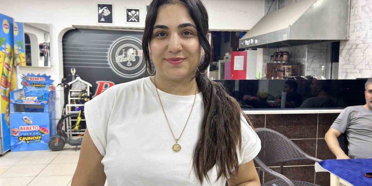 Tam dükkanı kapatacakken sesi duydular