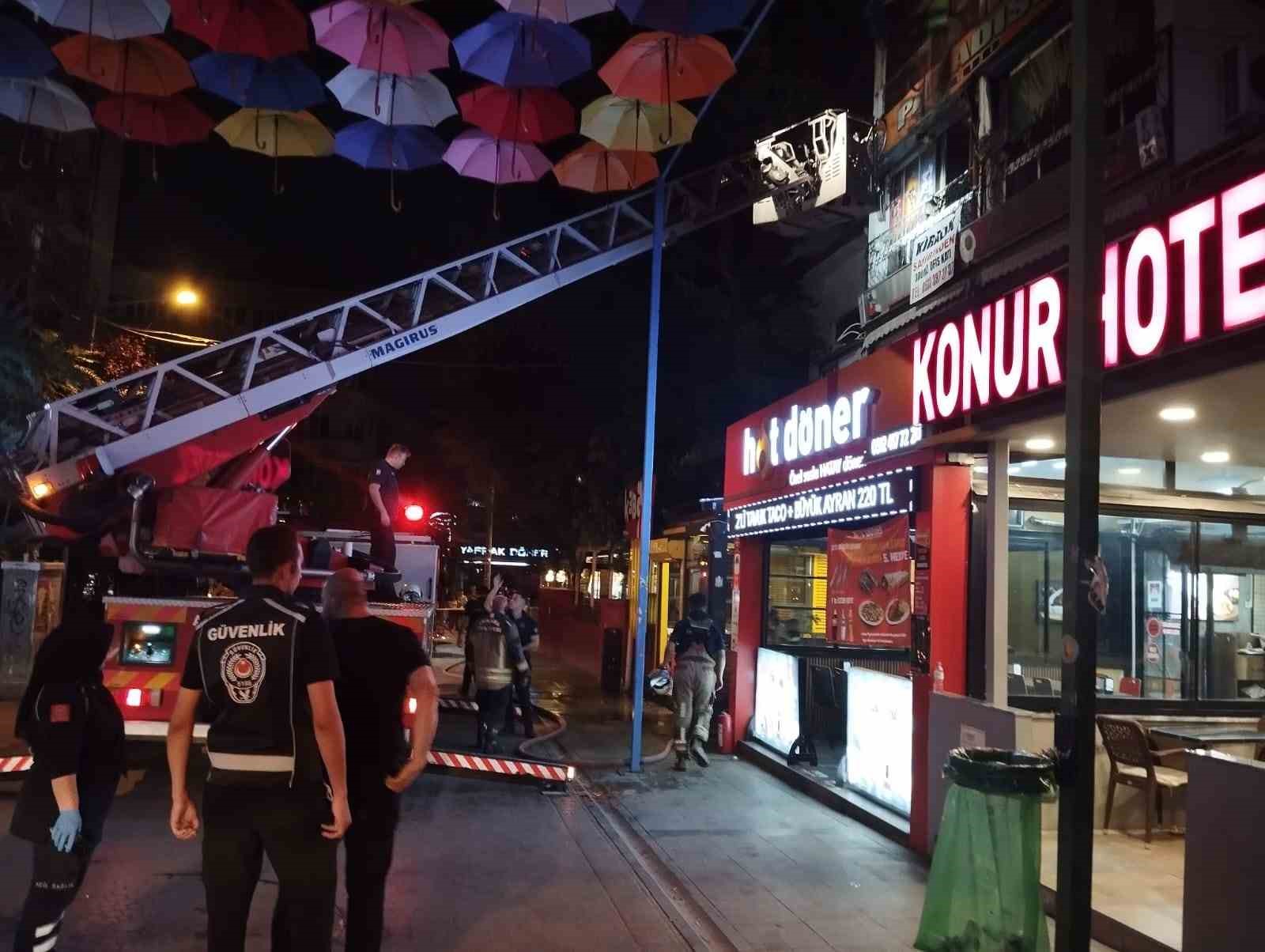Çankaya'da Panik Anları! Konur Sokak'ta Merdiven Eve Girdi
