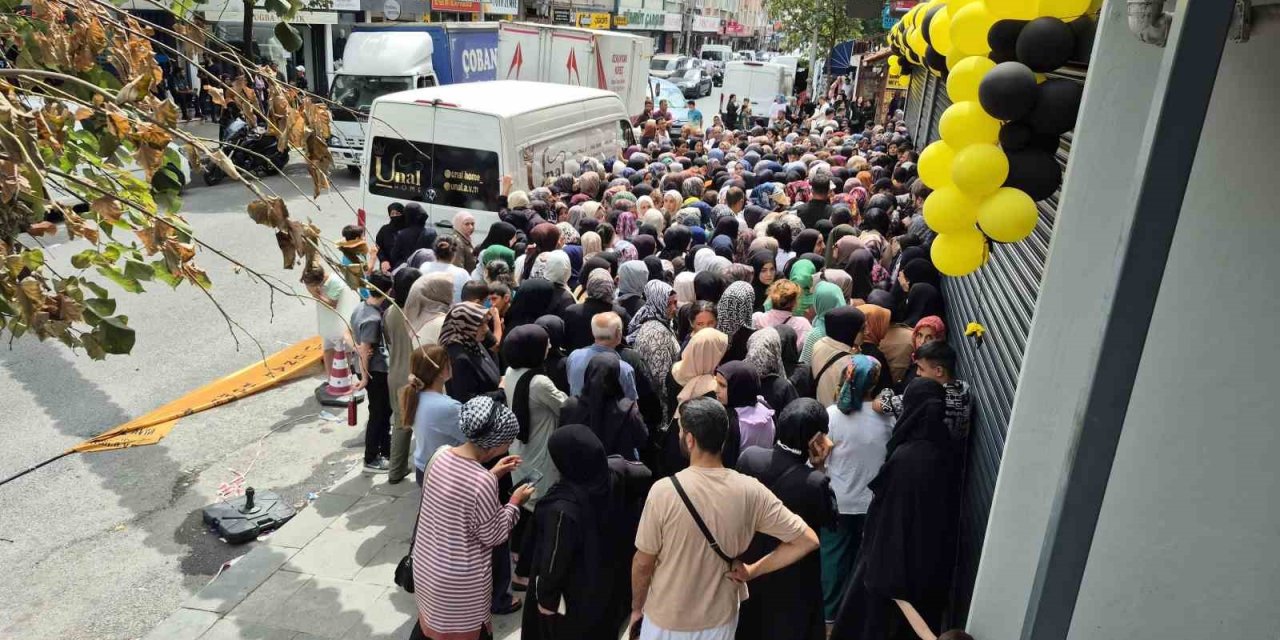 Yine indirim, yine aynı manzara
