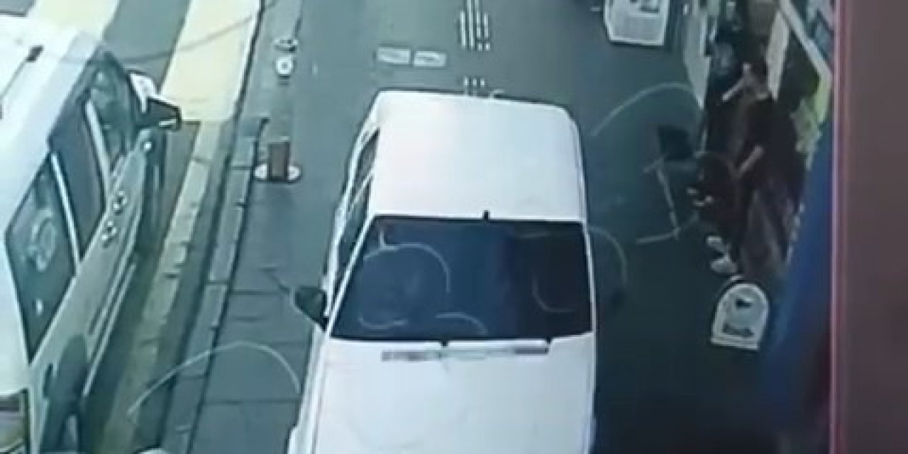 Önce ters yönden sonra kaldırımdan ilerledi, cezayı yedi