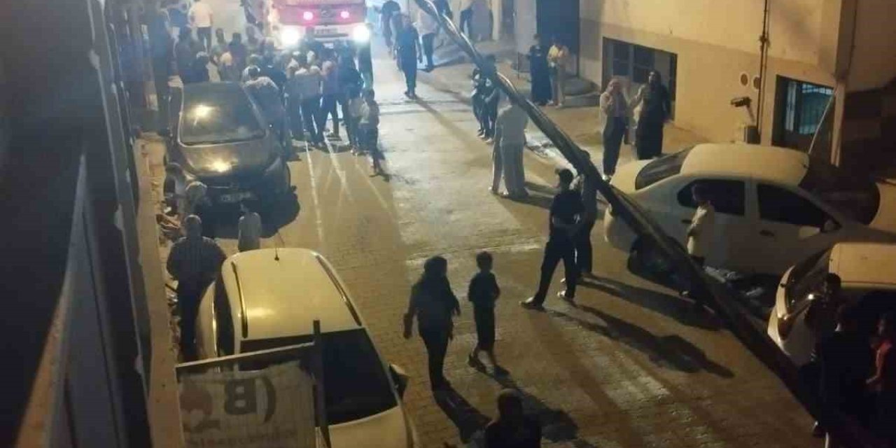Elinde tinerle ev bastı, yanlış evi yaktı