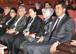 'Diziler aile hayatını tehdit ediyor'