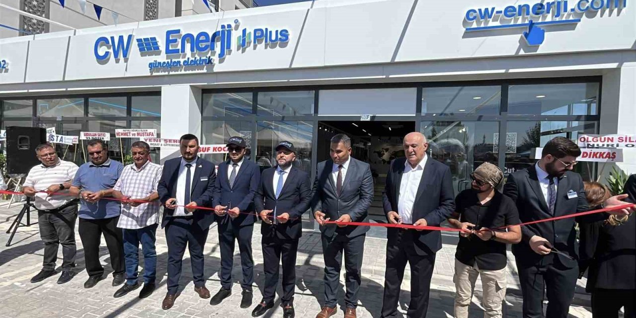 Tarlaları Güneşe Bakan Konya'da Dikkat Çeken Açılış