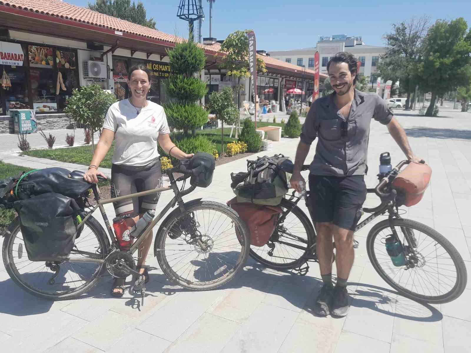 Kanadalı Bisikletçiler, Türkiye’nin Misafirperverliğine Hayran Kaldı