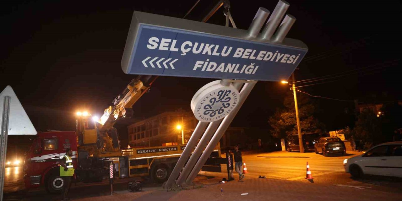 Selçuklu Belediyesi’nden şehir estetiği adımı: Totem ve reklam panoları kaldırılıyor
