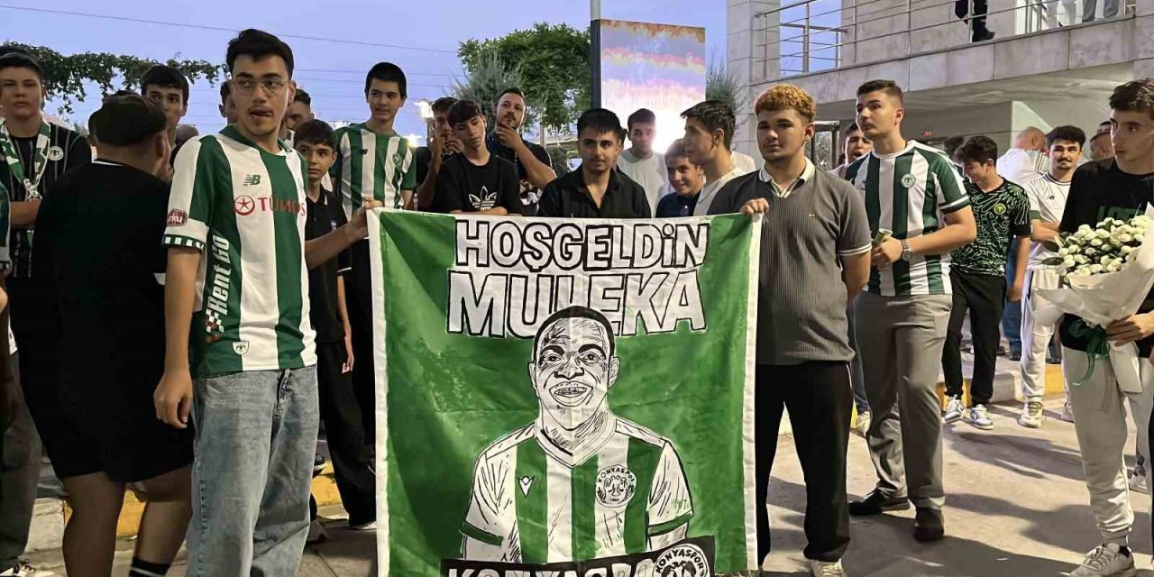Konyaspor’un Yeni Transferi Jackson Muleka Konya’da