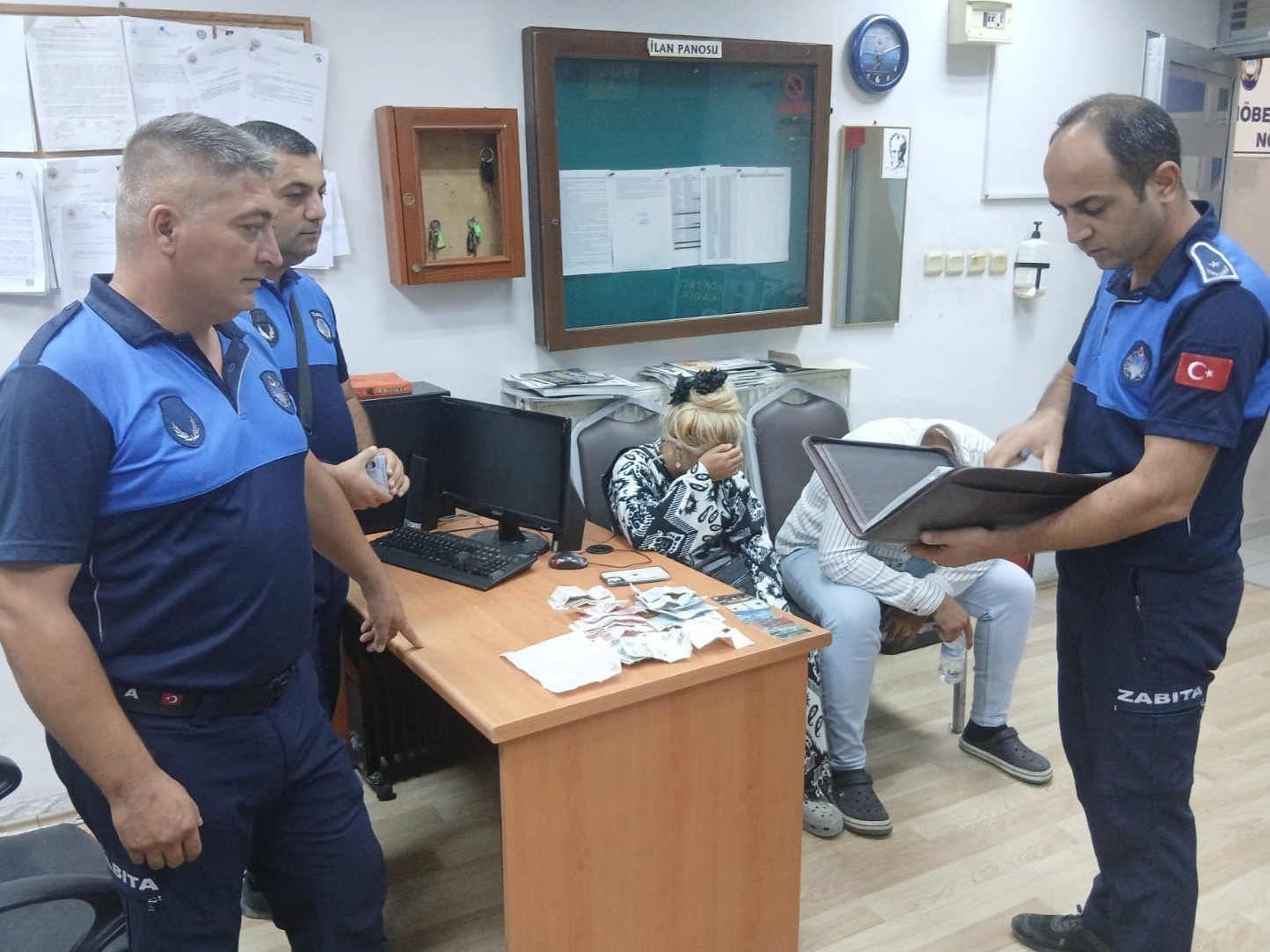 "Yoğun bakımda hastamız var" deyip para topladılar