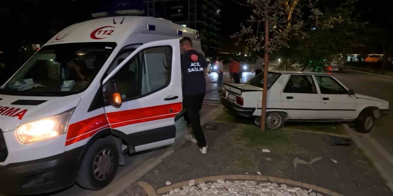 Makas Kavşağı'na Yolculuk Refüjde Son Buldu