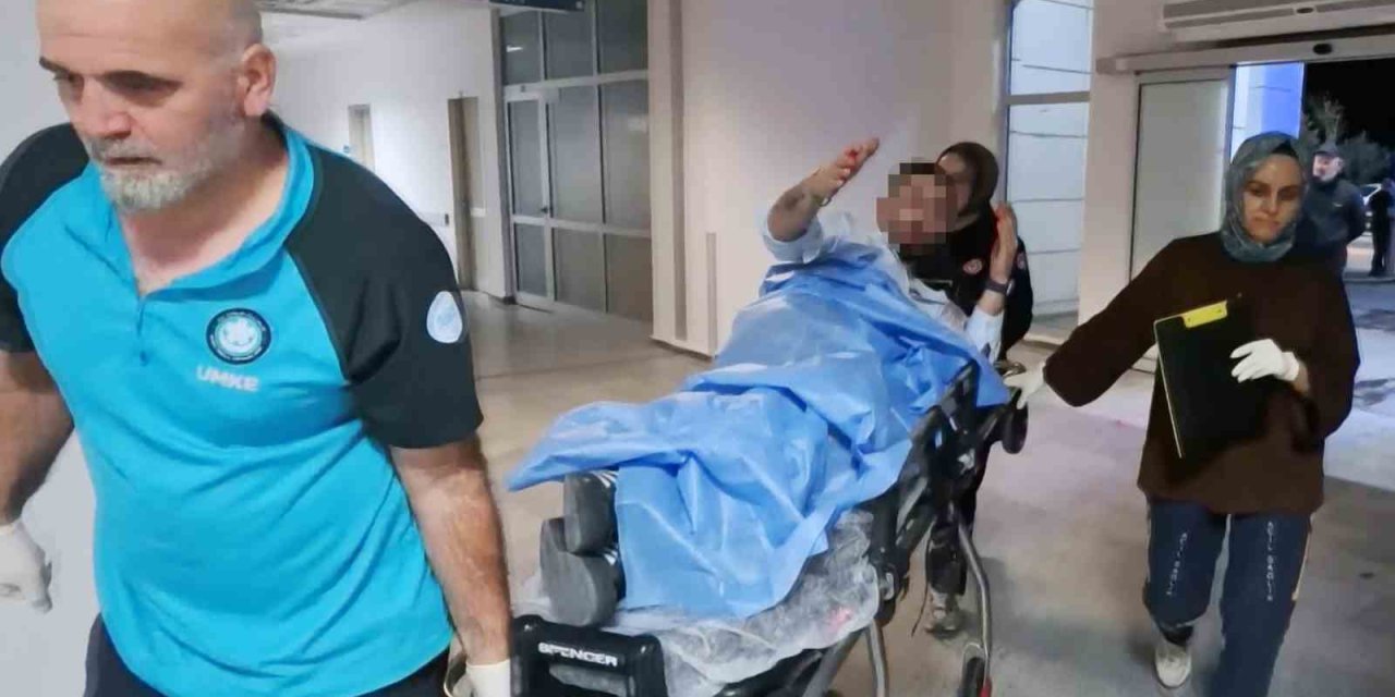 Kendini unuttu, basına saldırdı