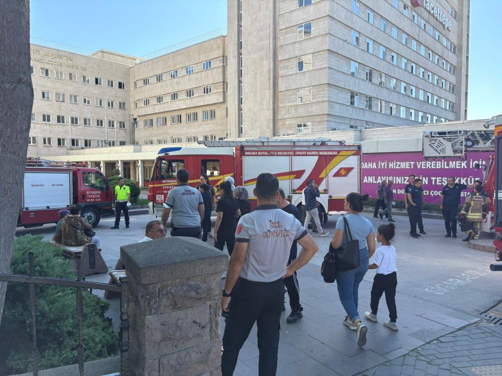 Hacettepe'de yangın paniği: Hastalar tahliye edildi