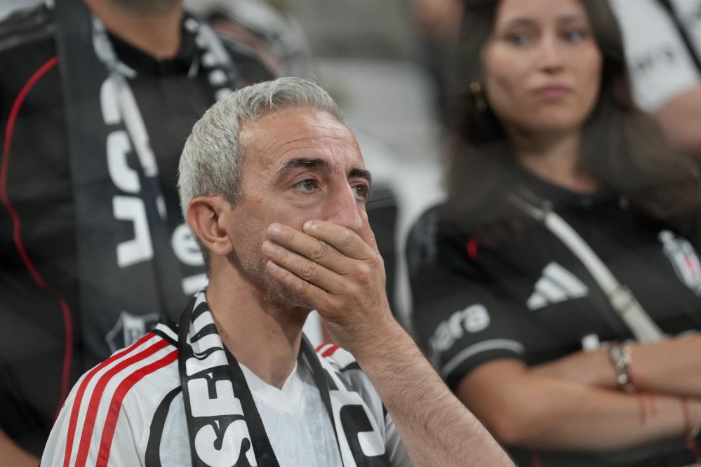 Dolmabahçe Karıştı