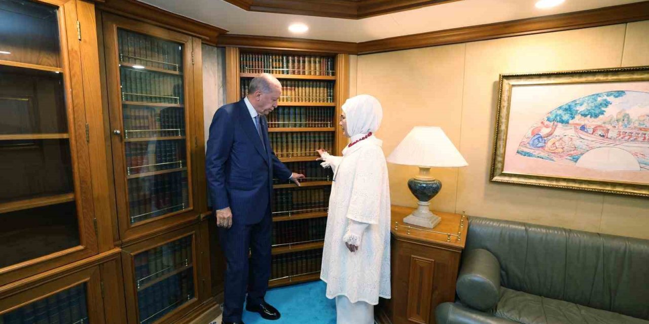 Başkomutan Savarona'ya Çıktı