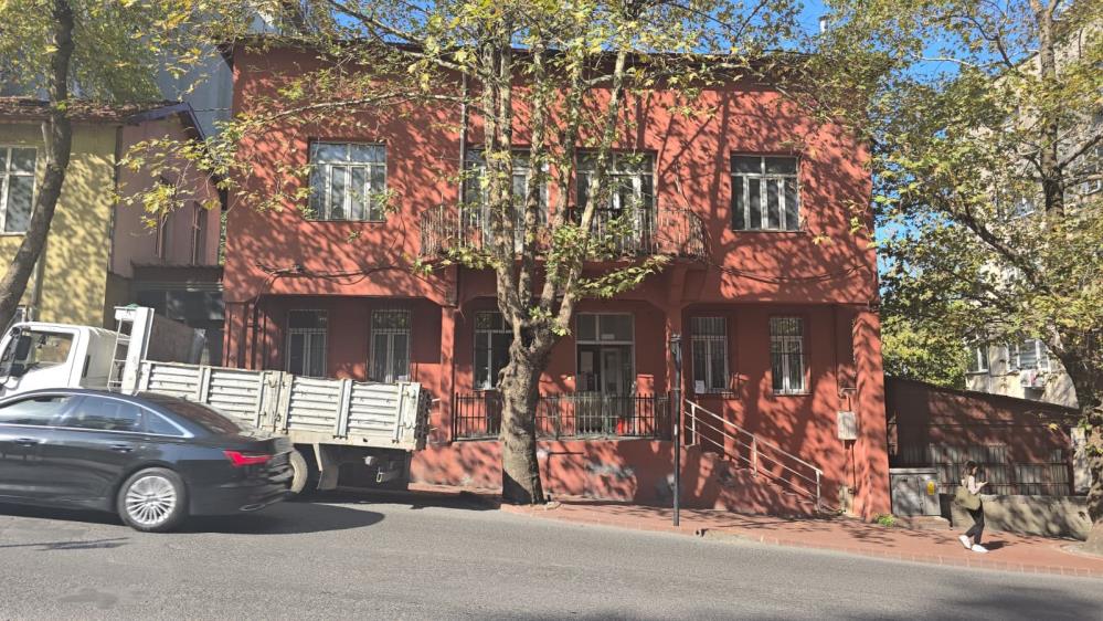 Zonguldak'ın 90 Yıllık Sağlık Ocağı Yıkılıyor