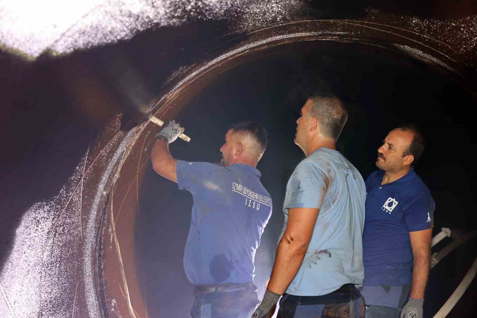 İzmir'de Sular Geliyor