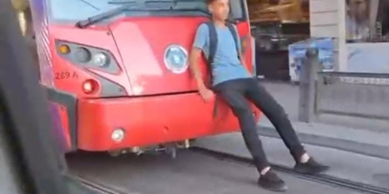 Tramvayla tehlikeli oyun