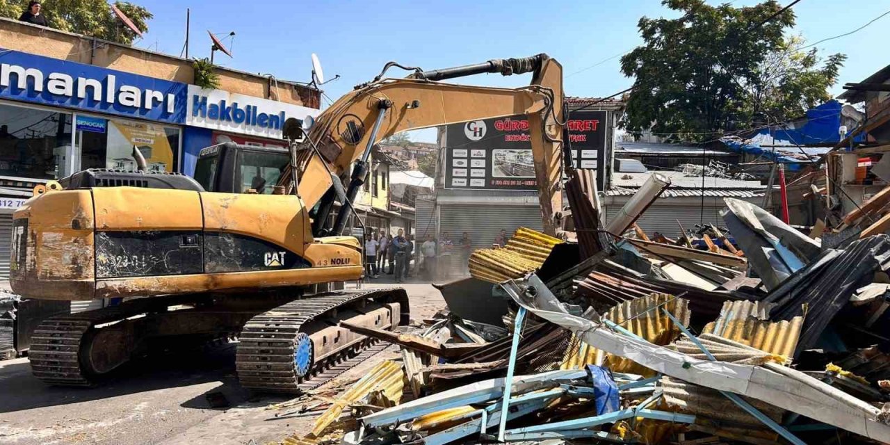 Ankara'da Yıkım Başladı