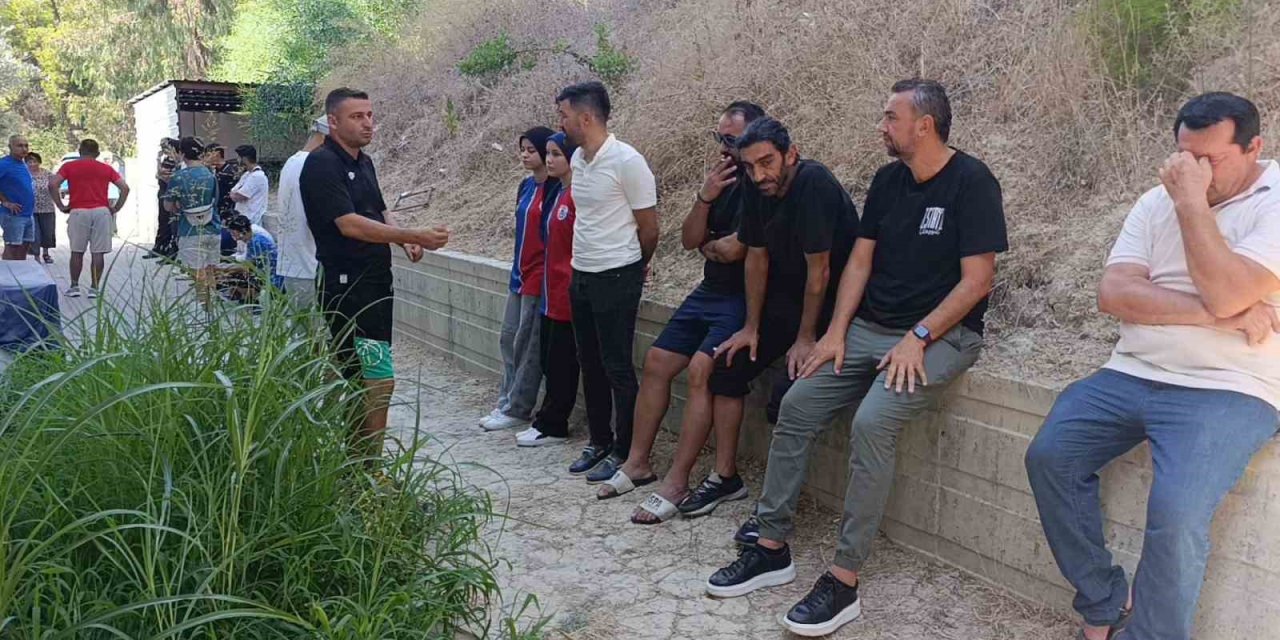 Çilingir çağırmak yerine çatıdan girmeye kalktı, düşerek yaşamını yitirdi