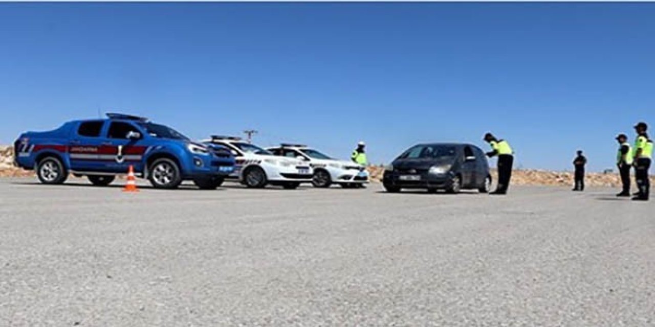 Çumra-Bozkır yolunda 15 sürücüye ceza kesildi