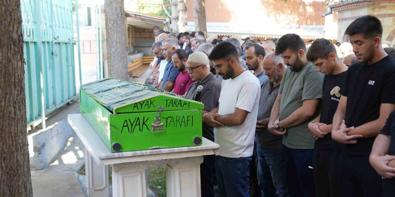 "Kazasız yarış" dilemişti, yarış rotası olan köyünde toprağa verildi