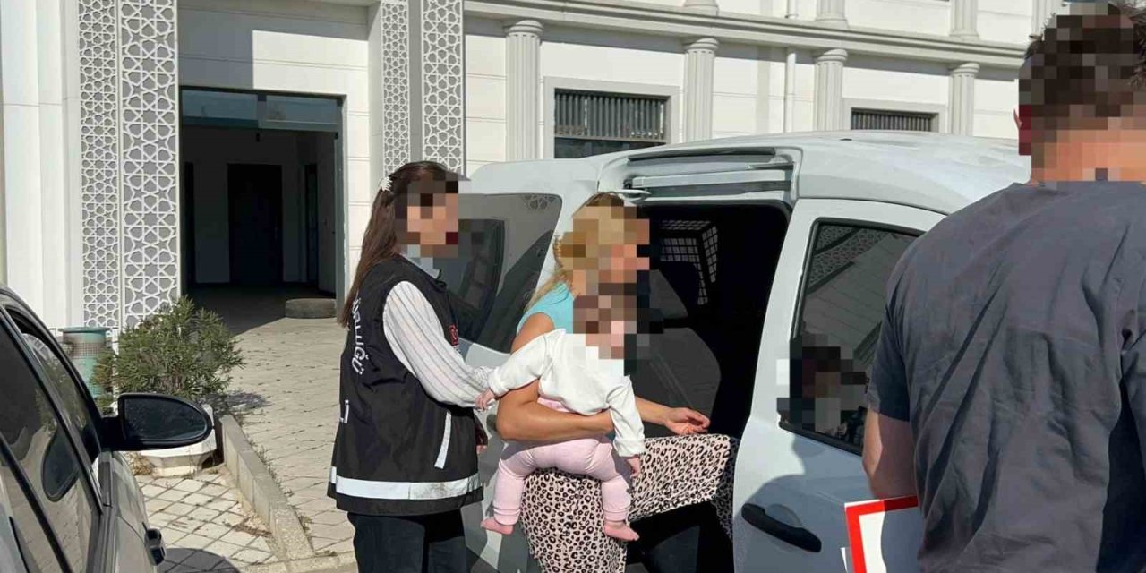 114 suç kaydı bulunan kadın kucağında bebekle adliyeye sevk edildi