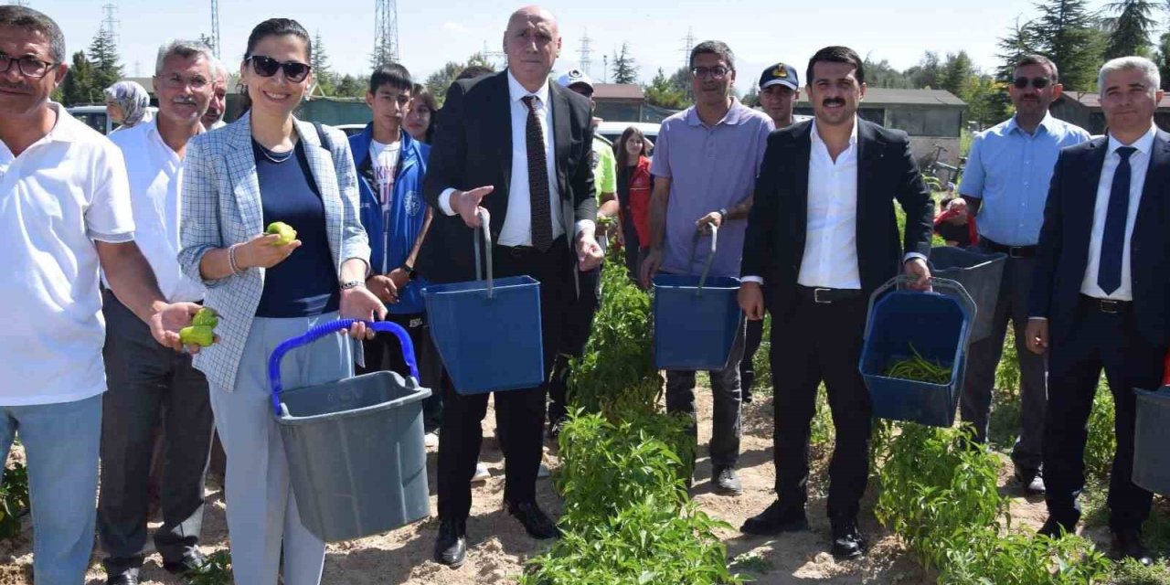 Karapınar’da Gençler Doğayla El Ele: Üretip Paylaşıyorlar