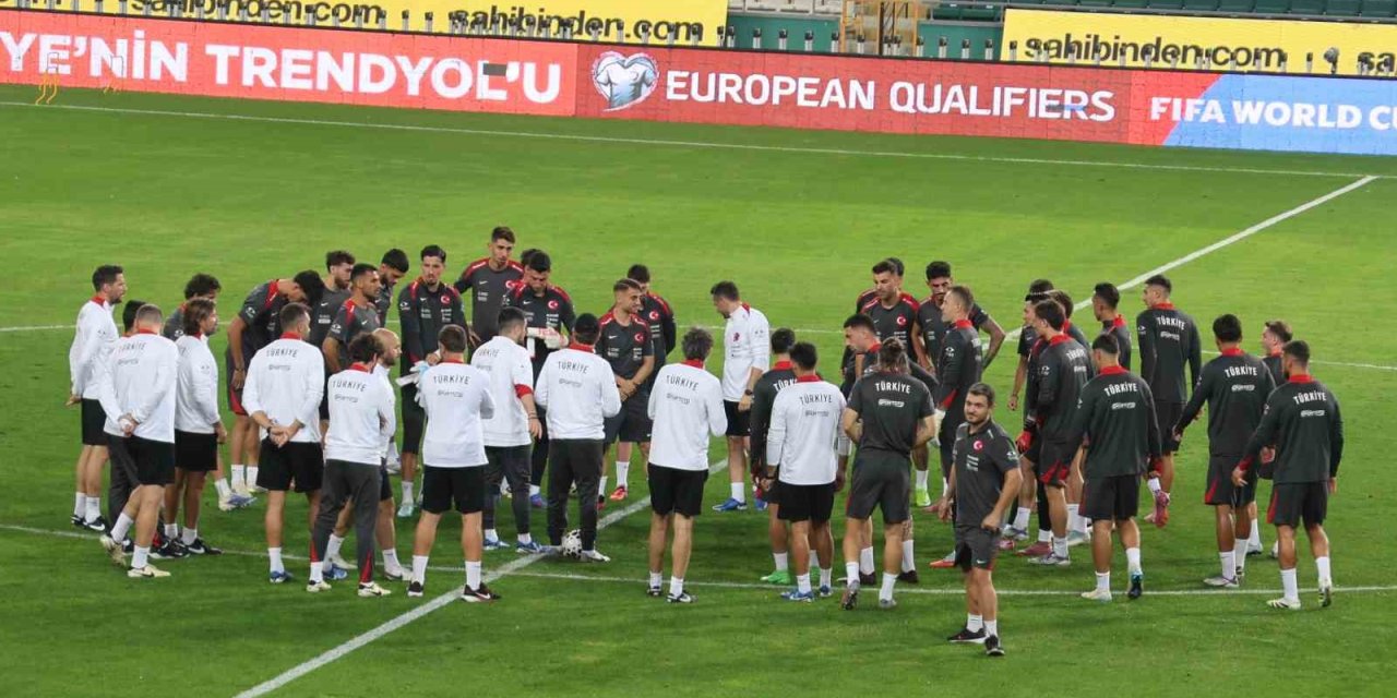Milli Takım Konya'da Büyük Düelloya Hazır