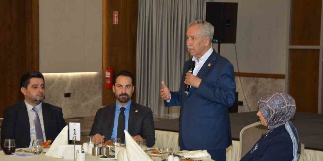 Bülent Arınç: CHP birbirini yemeye başladı