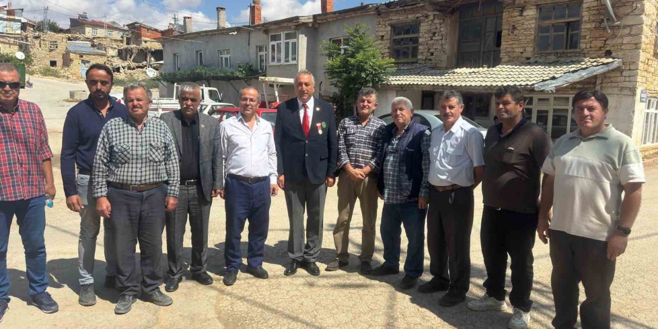 İzmir’e Türk bayrağını çeken kahraman Ali Atar, memleketi Beyşehir’de dualarla anıldı