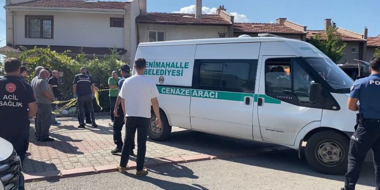 Torununun yanında gelinini öldürdü