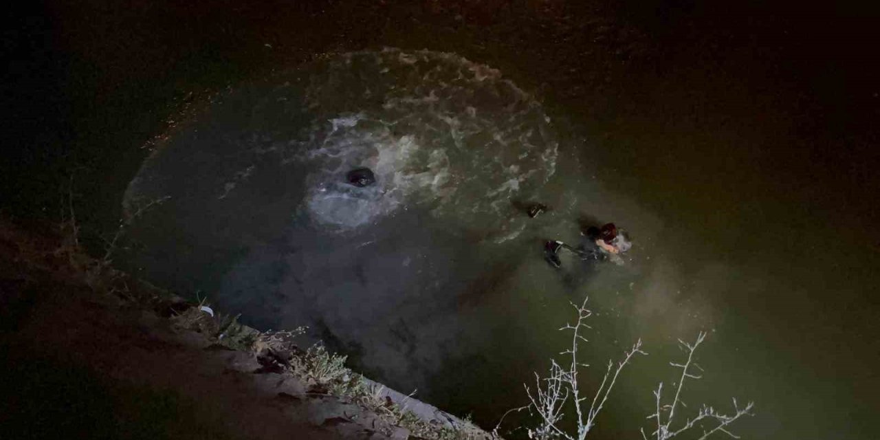 Porsuk Çayı’na düşen alkollü genç hastaneye kaldırıldı: Durumu ağır