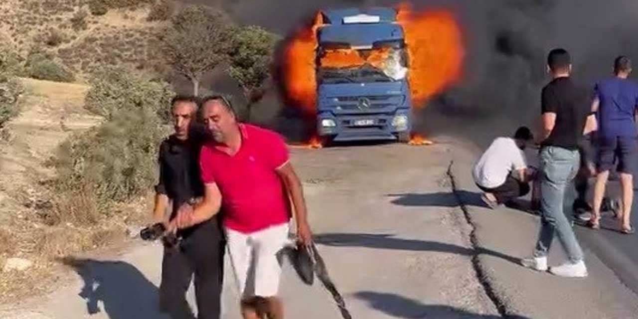 Ekmek teknesinin yanışını göz yaşlarıyla izledi