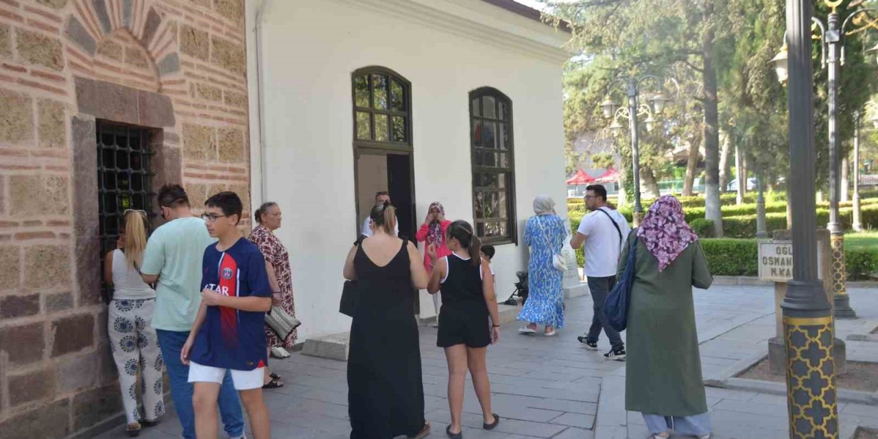 Nüfusu bir günde yüzde 2500 artan ilçe