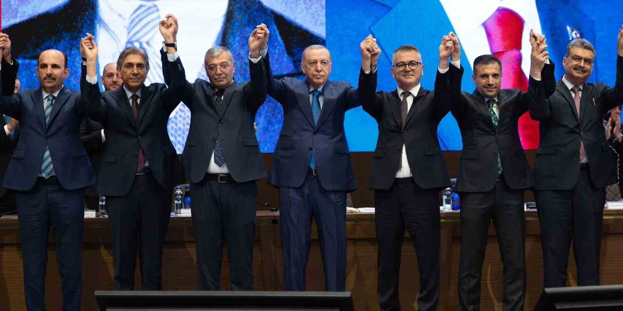 Konya’da Siyasi Geçiş: İki Belediye Başkanı AK Parti’ye Katıldı