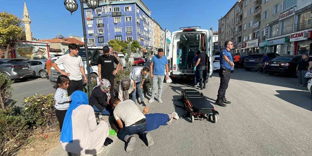 Önce kadına çarptı, sonra düşüp kendi de yaralandı