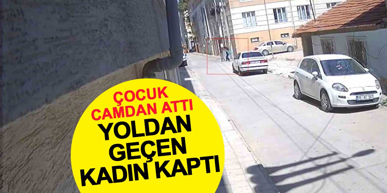Çocuğun camdan attığı altınları, yoldan geçen kadın kaptı