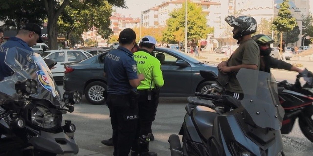 Konya’da Motosikletlere Geniş Çaplı Denetim: 36 Araç Trafikten Men Edildi