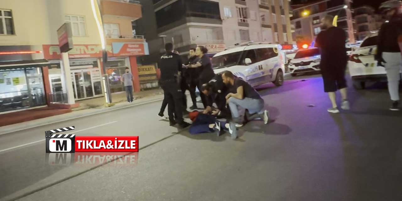 Maddi hasarlı kaza yaptılar, kavga edip yaralandılar
