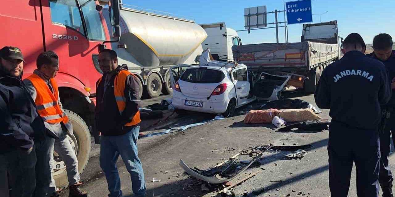 Konya Yolunda Feci Kaza: Tıra Çarpan Otomobilde Anne Hayatını Kaybetti