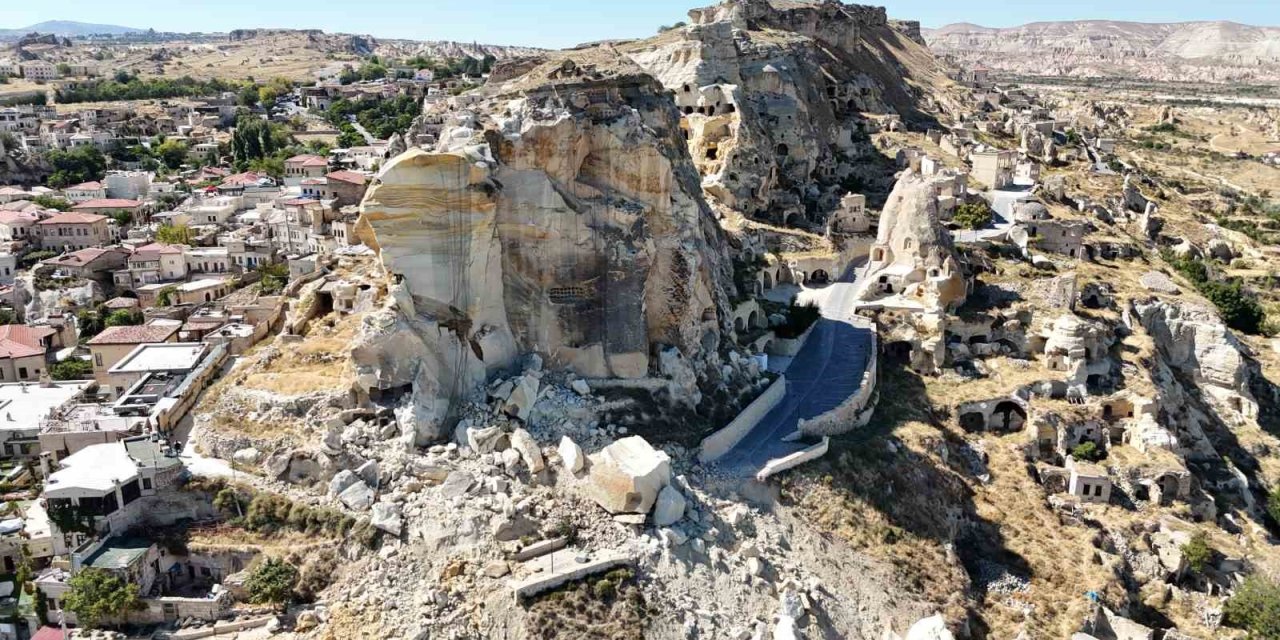 Kapadokya'da tehlike! Peri Bacaları dökülüyor