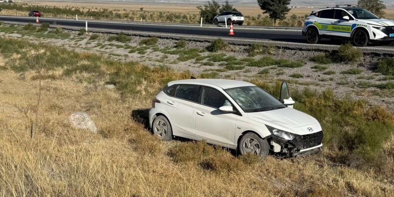 Karapınar’da trafik kazası: Yoldan çıkıp şarampole indi