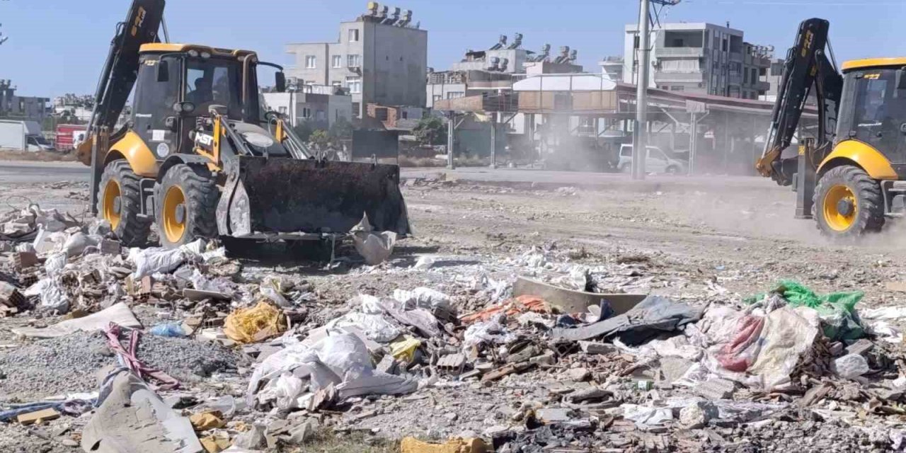 Bugüne kadar neredeydiniz? 4 mahalleden 20 kamyon atık toplandı