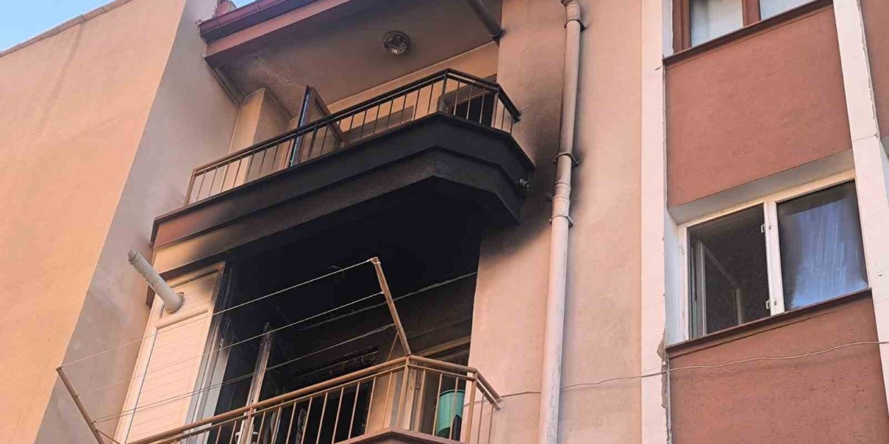 Yangında panikle balkondan atladı, hayatını kaybetti