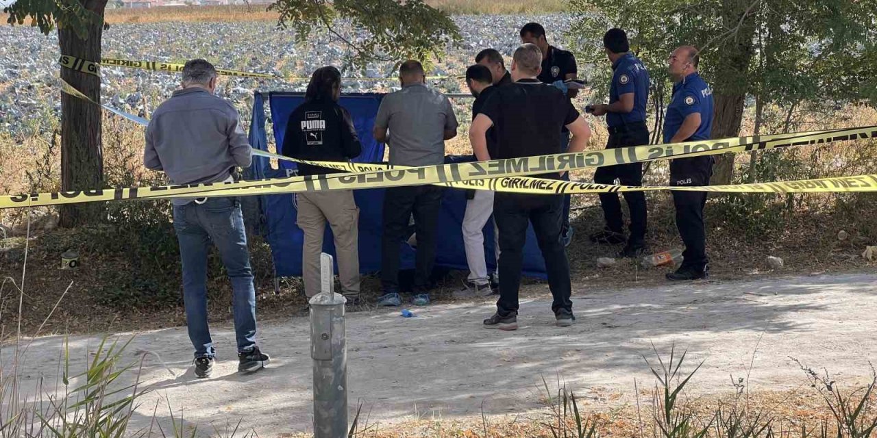Meram'da şüpheli ölüm: 28 yaşındaki genç yol kenarında ölü bulundu