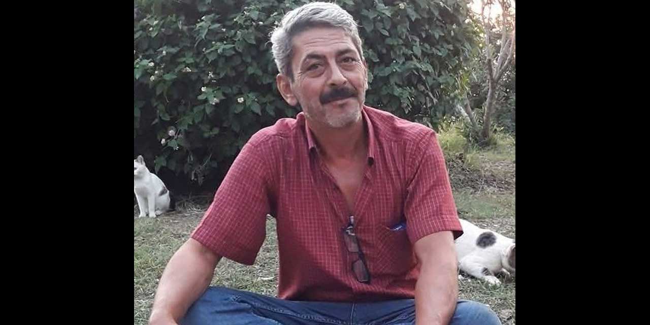 55 yaşındaki adam, evden çıktı yere yığıldı