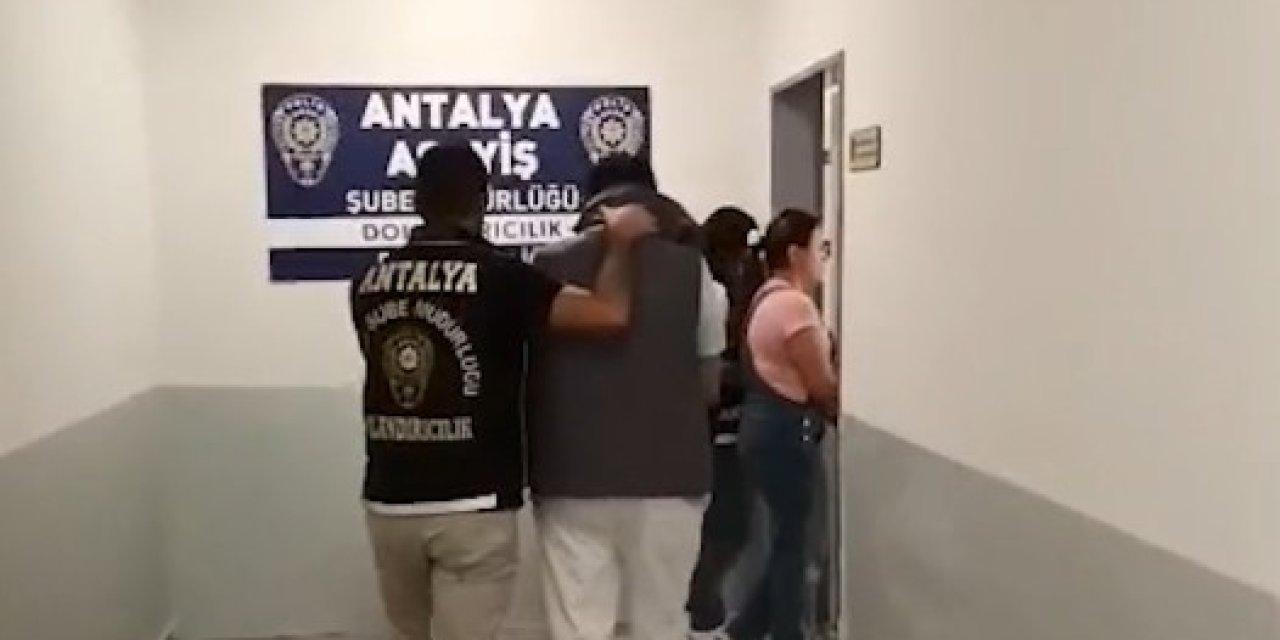 Engelli vatandaşın evini sattılar: Emlakçı tutuklandı, kız arkadaşına ev hapsi