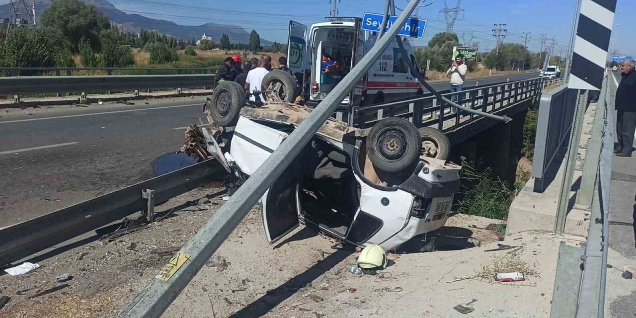 Otomobil takla attı: Ağır yaralı şahıs Konya'ya sevk edildi