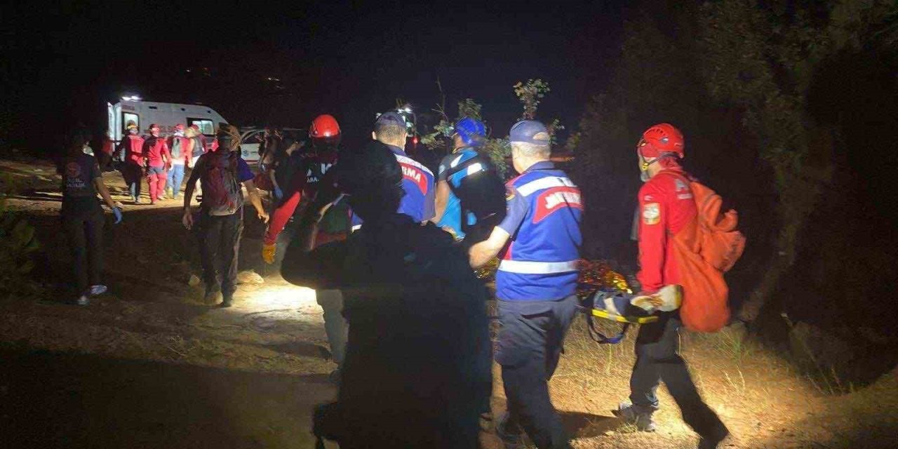 Alanya’da Mağarada Mahsur Kalan 2 Çocuk Kurtarıldı